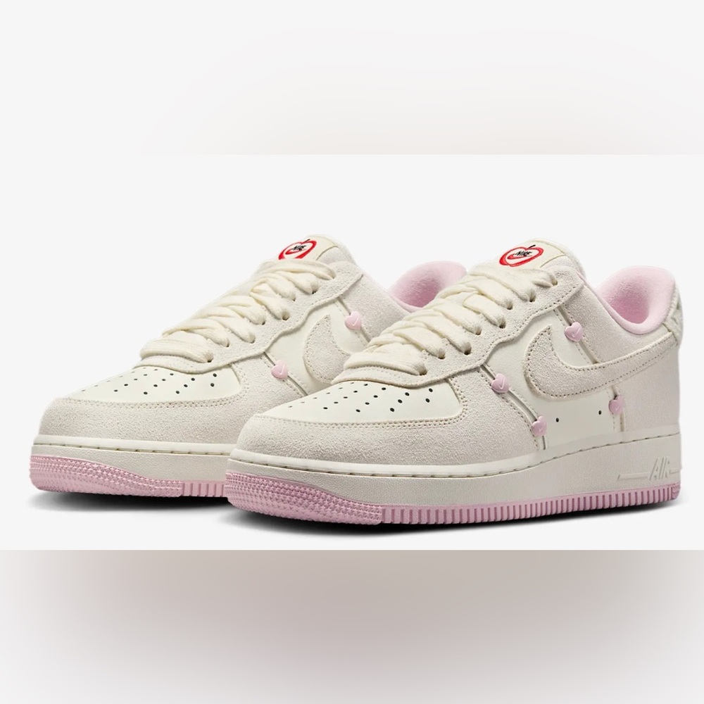 Nike Air Force 1 Low 'Valentine’s Day' Mens Size 10.5 Women Size 12 HV5992-111